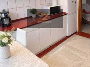 Apartament 4 camere - malul Crișului