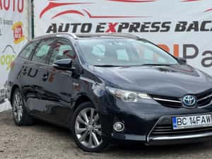 TOYOTA AURIS HYBRID - 231 656 km — miniatura 2