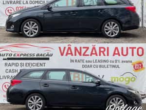 TOYOTA AURIS HYBRID - 231 656 km — miniatura 5