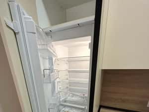 Apartament 2 camere Metrou Jiului - Curte 96mp — miniatura 6