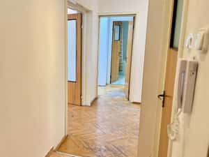 Apartament 4 camere Victoriei, centrala proprie, garaj, comision 0 ! — miniatura 3