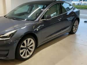 Tesla Model 3 Berlină Automată 325 HP Electric