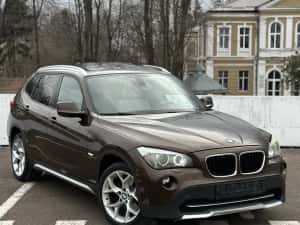 Bmw X1 X-Line 2.0D/ Xdrive / Întreținută corect/ Fără probleme / — miniatura 9