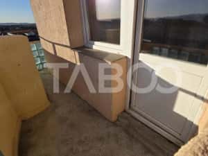 Apartament de vanzare 3 camere 2 bai balcon in bloc cu lift Terezian — miniatura 9