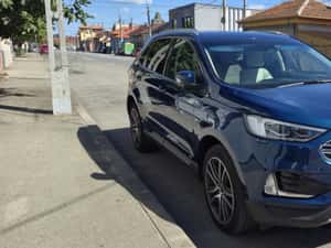 Ford Edge Automată 238 HP Diesel