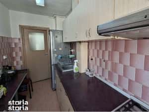 Apart. 4 camere, 64 mp, parcare, str. Mehedinti, zona Minerva — miniatura 3