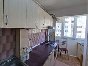 Apart. 4 camere, 64 mp, parcare, str. Mehedinti, zona Minerva — miniatura 4