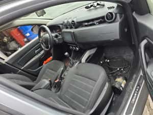 DACIA Duster 2022 1.5 dci 4X4 6 trepte 116 cp AC  cartela avariat — miniatura 5