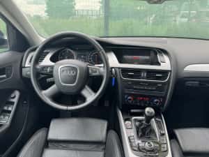 AUDI A4 2.0 TDI ATTRACTION — miniatura 6
