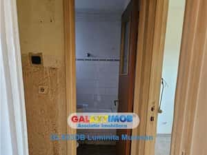 Vanzare apartament 3 camere semidecomandat Targoviste Micro 6 — miniatura 5