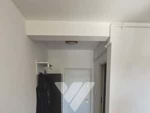 Garsoniera mobilata Cisnadie etaj 1, parcare, vedere munte — miniatura 6