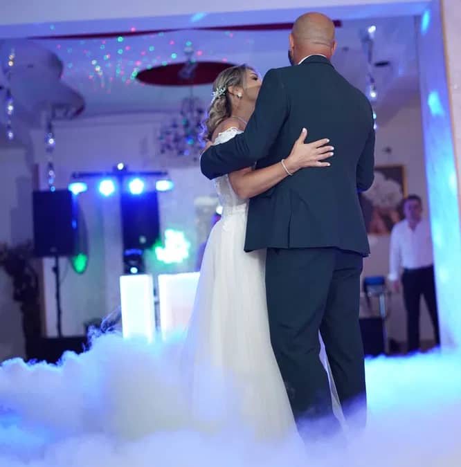 Dj/Mc Nunta ,Botez, Majorat ,Evenimente Corporate Bucuresti ,Ilfov — fotografie 1 din 10