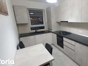 Apartament cu 2 camere decomandat de inchiriat — miniatura 4