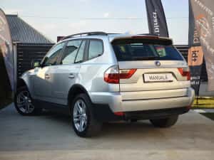 BMW X3  Xdrive km 140,000 Finanțare și în Rate plafon panoramic — miniatura 4