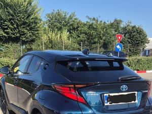 De vanzare TOYOTA C-HR varianta de echipare full — miniatura 4