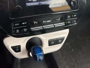 Vand Toyota Prius 2016 Hibrid 1800 cmc Neavariata — miniatura 3