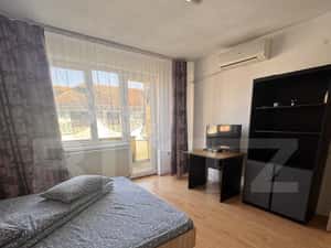 Apartament cu 2 camere, 44 mp, zona Piata 700