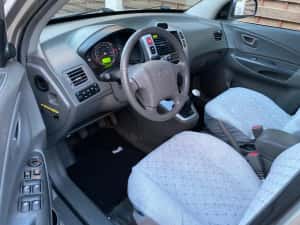 Hyundai tucson 2.0CRDI 140cp 4x4 Trapa,Piele,Clima — miniatura 8