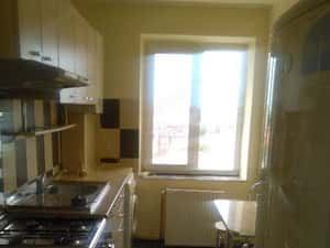 De inchiriat apartament cu doua camere in zona Bucovina — miniatura 3