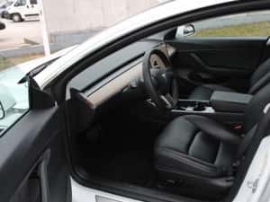 Tesla Model 3 Berlină, 476 cp, 85.000 km — miniatura 5