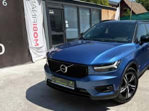 Volvo XC40 R DESIGN Automată 190 HP Diesel — miniatura 2