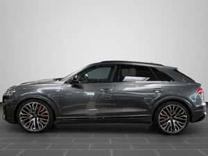 Audi Q8 Automată 489 HP Hibrid (B/E)