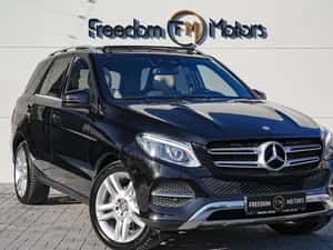 Mercedes-Benz GL 320 Automată 258 HP Diesel