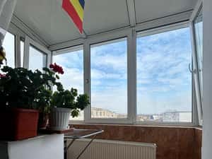 Apartament 3 camere, mobilat, utilat, balcon, zona Bartolomeu! — miniatura 6