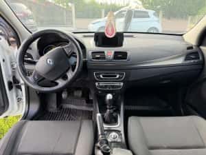 Renault Megan 1.5 dCi 2011 — miniatura 5