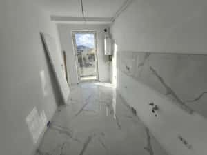 Etaj 1. Decomandat. Langa Eso si Profi. Bucatarie INCHISA — miniatura 7