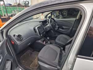 Dezmembram Renault Captur, an 2018, 1.5 DCI euro 6, cutie manuala — miniatura 9