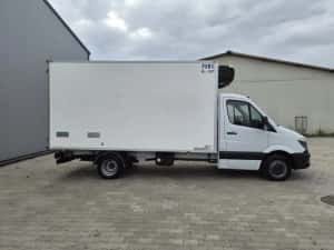 Mercedes sprinter 519/419 — miniatura 6