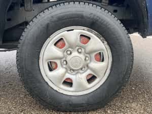 Toyota Hilux 2.5 D-4D – 4x4 — miniatura 8