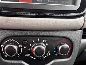 DACIA LODGY (2013) 1.2 TURBO BENZINĂ — miniatura 6