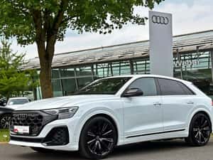 Audi SQ8 Automată 507 HP Benzină