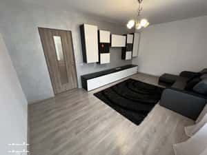 Apartament 2 camere decomandat,renovat, zona Centrala — miniatura 3
