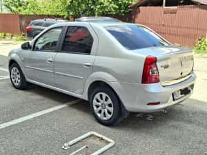 Dacia Logan 1.6 benzina 90 cp Laureate. Unic Proprietar impecabil — miniatura 2