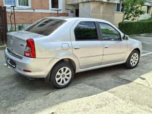 Dacia Logan 1.6 benzina 90 cp Laureate. Unic Proprietar impecabil — miniatura 9