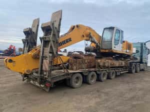 Dezmembrez excavator  senile Liebherr R 944 C-piese de schimb Liebherr