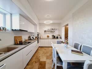 BRAYTIM. Dormitor la parter. 3 bai. Mobilata si utilata complet. — miniatura 2