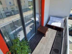 Inchiriez apartament 3 camere