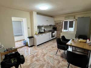 Vanzare ,apartament cu 3 camere central — miniatura 2