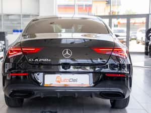 Mercedes-Benz CLA 250e - 22.999 EUR — miniatura 6