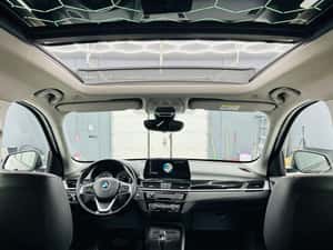 BMW X1 S-DRIVE X-Line — miniatura 6