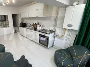 Mansarda luminoasa in Terezian ideala pentru locuit sau investitie — miniatura 4