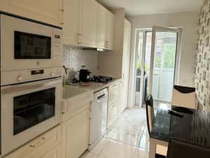 Apartament de 1 camera., decomandat, zona Florilor Comision 0% — miniatura 4