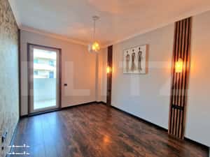Apartament ultrafinisat cu 3 camere, terasa 27mp, garaj, Eroilor Resid — miniatura 1