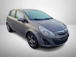 Dezmembrez 1.3 cdti 95 cp 70 kw F17 5+1T A13DTE Opel Corsa D facelift