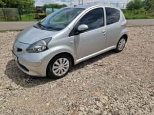 Toyota Aygo an 2007 1.4 — miniatura 2