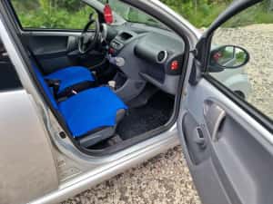 Toyota Aygo an 2007 1.4 — miniatura 7